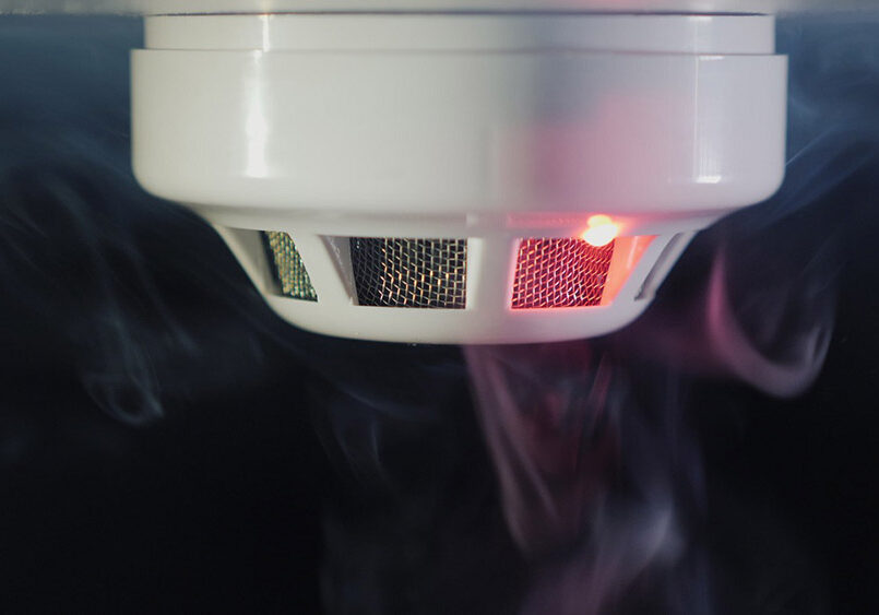 blinking smoke detector